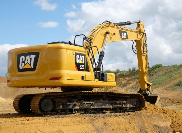 caterpillar-escavatore